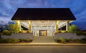 Best Western Plus Murray Hill Inn & Suites